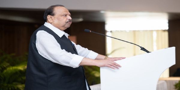 मप्र के एमएसएमई मंत्री हैदराबाद में ‘‘हार्ट ऑफ ए जैन- इंटरनेशनल कॉन्क्लेव को संबोधित करते हुए मप्र के एमएसएमई मंत्री हैदराबाद में ‘‘हार्ट ऑफ ए जैन- इंटरनेशनल कॉन्क्लेव को संबोधित करते हुए