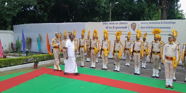 सेल आइएसपी के दौरे पर पहुंचे इस्पात मंत्री सेल आइएसपी के दौरे पर पहुंचे इस्पात मंत्री