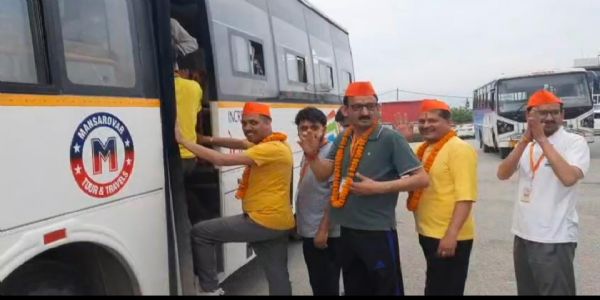 सोमनाथ स्वाभिमान यात्रा : चम्पावत से 45 श्रद्धालुओं का दल सोमनाथ धाम रवाना