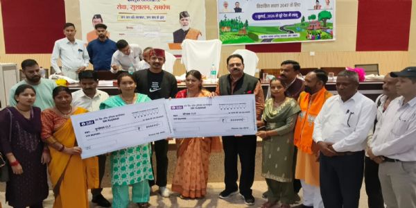 योजनाओं का लाभ अंतिम व्यक्ति तक पहुंचाना सरकार की प्राथमिकता: वर्मा