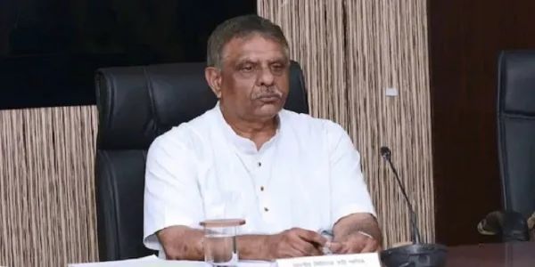 मातृ मृत्यु के हर मामले की होगी गंभीर समीक्षा, हाई रिस्क गर्भवतियों की विशेष निगरानी: खींवसर