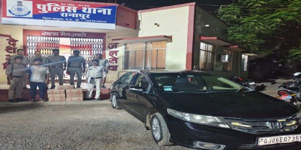 झाबुआ: अवैध शराब परिवहन के विरुद्ध कार्रवाई में कार सहित करीब सात लाख का माल बरामद