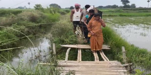 बुनियादी सुविधाओं से वंचित रिफातपुर-सीमानपुर पंचायत का वंशीचक गांव