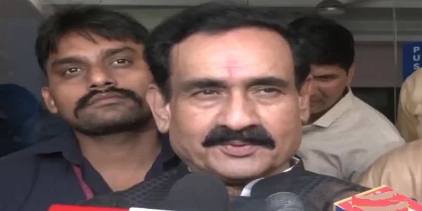 दतिया उपचुनावः दिल्ली में भाजपा अध्यक्ष नितिन नवीन से मिले नरोत्तम, बोले- कोई भी पार्टी से ऊपर नहीं