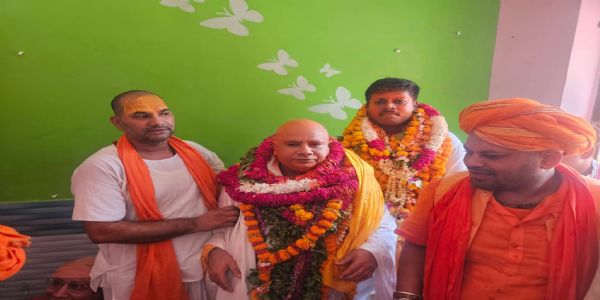 हनुमानगढ़ी मंदिर के उज्जैनिया पट्टी के नए श्रीमहंत बने महंत संदीपदास