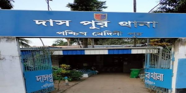 पश्चिम मेदिनीपुर में अवैध शराब का विरोध करने पर तीन महिलाओं से मारपीट