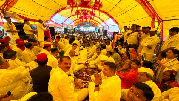 नेताओं ने भाजपा पर साधा निशाना नेताओं ने भाजपा पर साधा निशाना