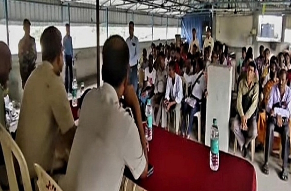 प्रशासनिक बैठक प्रशासनिक बैठक