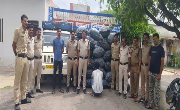 मप्र पुलिस- नशा तस्करों पर बड़ा प्रहार मप्र पुलिस- नशा तस्करों पर बड़ा प्रहार