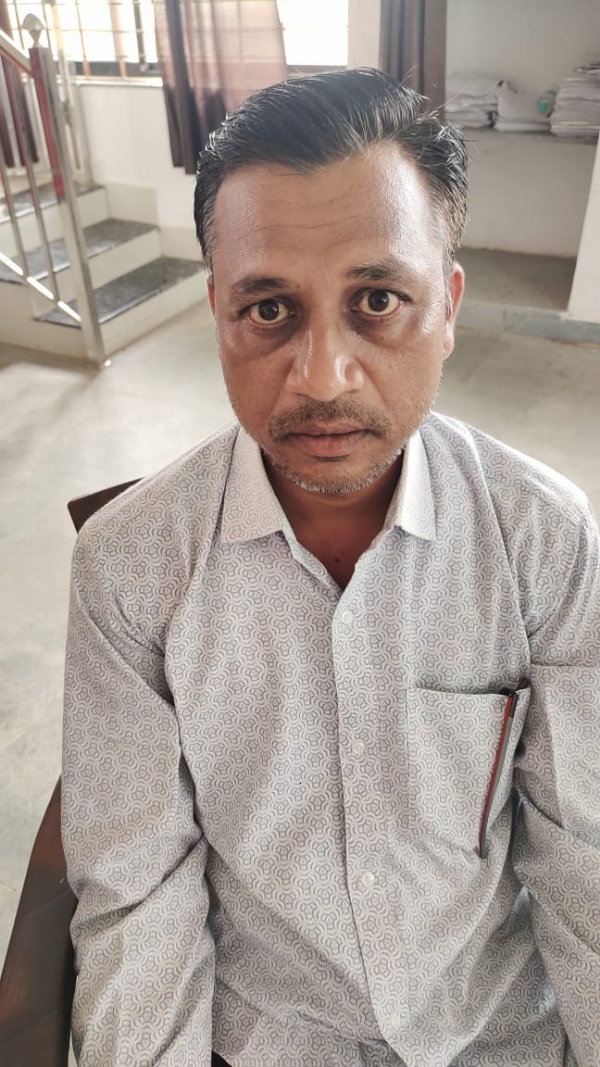 जबलपुर लोकायुक्त की सिवनी में कार्रवाई: उप तहसील कार्यालय में बाबू का काम कर रहे कोटवार को रिश्वत लेते रंगे हाथ पकड़ा जबलपुर लोकायुक्त की सिवनी में कार्रवाई: उप तहसील कार्यालय में बाबू का काम कर रहे कोटवार को रिश्वत लेते रंगे हाथ पकड़ा