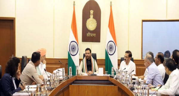 हरियाणा के मुख्यमंत्री नायब सैनी अर्जुन एसपीवी मंडल की बैठक लेते हुए हरियाणा के मुख्यमंत्री नायब सैनी अर्जुन एसपीवी मंडल की बैठक लेते हुए