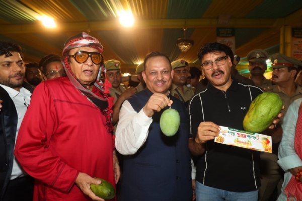 कार्यक्रम के दौरान लिया गया छायाचित्र कार्यक्रम के दौरान लिया गया छायाचित्र