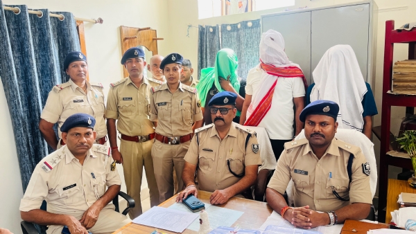 गिरफ्तार आरोपी गिरफ्तार आरोपी