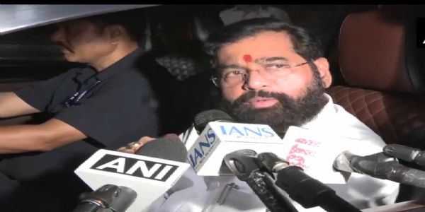 महाराष्ट्र के उपमुख्यमंत्री एकनाथ शिंदे महाराष्ट्र के उपमुख्यमंत्री एकनाथ शिंदे