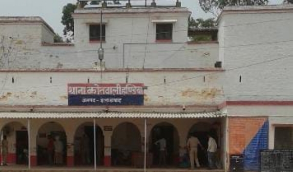 प्रयागराज के हंडिया थाने की फोटो प्रयागराज के हंडिया थाने की फोटो