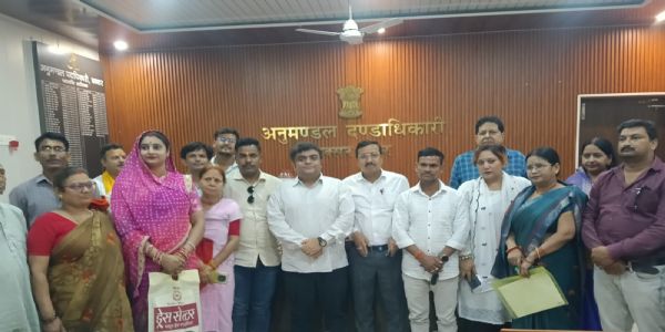 मंदिर न्यास समिति के पदाधिकारियों का लॉटरी से चयन