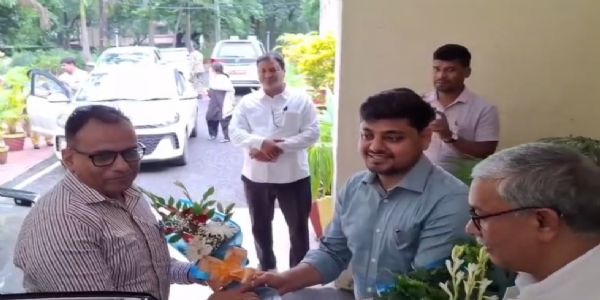 प्रधान सचिव पहुंचे धनबाद, बीआईटी सिंदरी को रिसर्च संस्थान बनाने पर की चर्चा