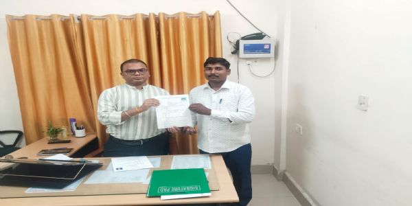 त्रिवेणीगंज में तीन नए पीडीएस विक्रेताओं को मिली अनुज्ञप्ति