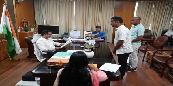जनता दरबार में उपायुक्त ने सुनीं लोगों की समस्याएं,अधिकारियों को दिए त्वरित कार्रवाई के निर्देश