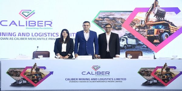 मुंबई में आयोजित आईपीओ लॉन्चिंग प्रेस कांफ्रेंस में कंपनी के वीपी मृनाली दोषी और सीनियर अधिकारी मुंबई में आयोजित आईपीओ लॉन्चिंग प्रेस कांफ्रेंस में कंपनी के वीपी मृनाली दोषी और सीनियर अधिकारी