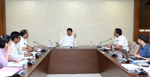 धार्मिक न्यास एवं धर्मस्व विभाग की समीक्षा बैठक धार्मिक न्यास एवं धर्मस्व विभाग की समीक्षा बैठक