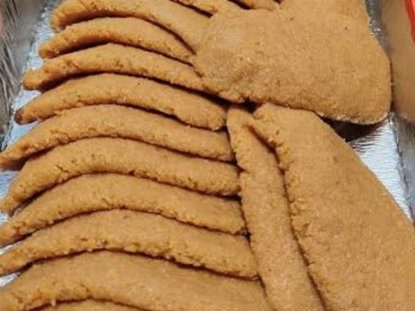 विंध्याचल का लाल पेडा। विंध्याचल का लाल पेडा।