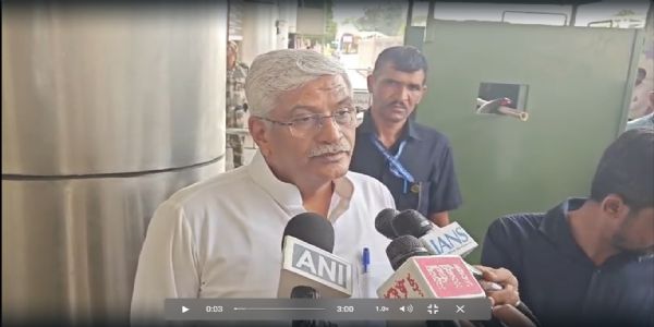 केंद्रीय मंत्री शेखावत केंद्रीय मंत्री शेखावत