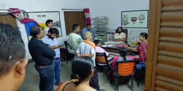 पश्चिम बंगाल में शिक्षकों के तबादले पर बड़ा फैसला, छात्रविहीन और अतिरिक्त शिक्षक वाले स्कूलों के लिए नई व्यवस्था लागू
