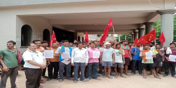 एफसीआई हमाल मजदूरों ने उठाई समस्याएं, समय पर वेतन, पीएफ और ईएसआई सुविधा की मांग