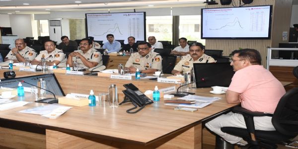 दिल्ली में जाम, जलभराव से निपटने की तैयारी तेज, ट्रैफिक पुलिस ने विभिन्न एजेंसियों के साथ की समीक्षा बैठक