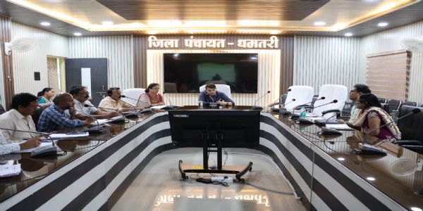 कमजोर प्रदर्शन वाले विद्यालयों के लिए बनाई जाए विशेष कार्ययोजना: जयंत नाहटा