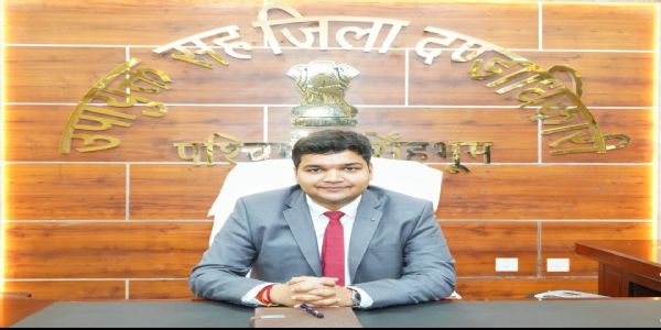सर्पदंश पर झाड़-फूंक में समय न गंवाएं, तुरंत पहुंचें अस्पताल : उपायुक्त