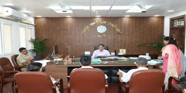 जिला अनुकंपा समिति की बैठक में पांच मामलों की समीक्षा