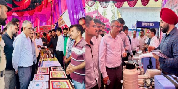 बसोहली में ब्लॉक दिवस-डीसी कठुआ ने सुनीं जनसमस्याएं