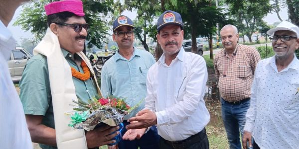 जिला सैनिक कल्याण कार्यालय में नये पदाधिकारी का किया गया स्वागत
