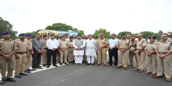 मप्रः पुलिस विभाग के अधिकारियों-कर्मचारियों ने पदोन्नति पर मुख्यमंत्री का जताया आभार