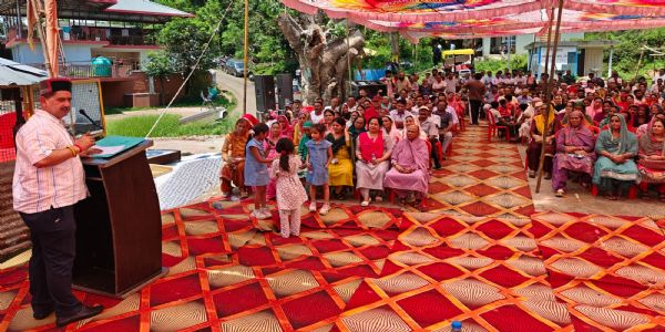 केवल सिंह पठानिया ने सरकार जनता के द्वार कार्यक्रम में सुनी जनसमस्याएं