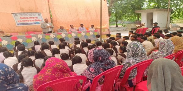 झाबुआ: प्रत्येक व्यक्ति के लिए अपने मौलिक अधिकारों और कानूनी प्रावधानों के प्रति सजगता आवश्यक- न्यायाधीश शिवकुमार डावर
