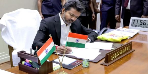 तमिलनाडु के मुख्यमंत्री विजय की फाइल फोटो तमिलनाडु के मुख्यमंत्री विजय की फाइल फोटो
