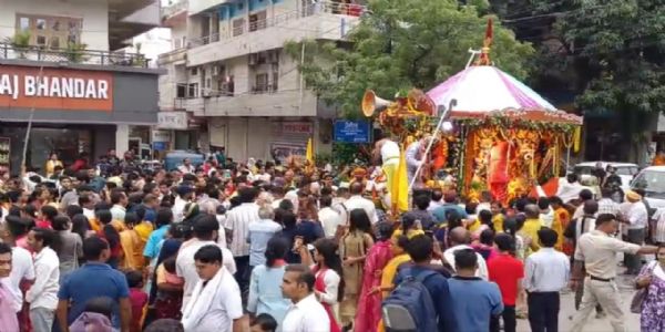 भक्ति के रंग में रंगा अम्बिकापुर, महाप्रभु जगन्नाथ की भव्य रथयात्रा में उमड़ा श्रद्धा का जनसैलाब