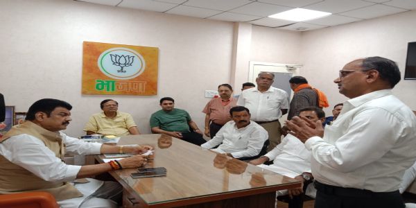 भाजपा प्रदेश कार्यालय में मंत्री गोविंद सिंह राजपूत ने सुनीं कार्यकर्ताओं की जनसमस्याएं, त्वरित निराकरण के दिए निर्देश