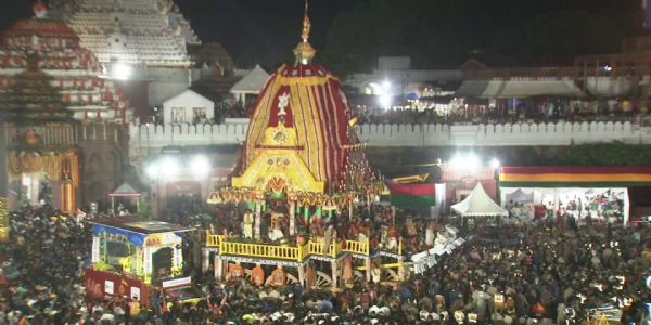 मूसलाधार बारिश के बीच आस्था के साथ निकली श्रीजगन्नाथ रथयात्रा