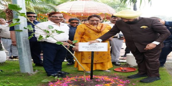 हरेला पर्व : उत्तराखंड हरियाली के रंग में रंगा, राज्यपाल और मुख्यमंत्री ने दिया पर्यावरण संरक्षण का संदेश