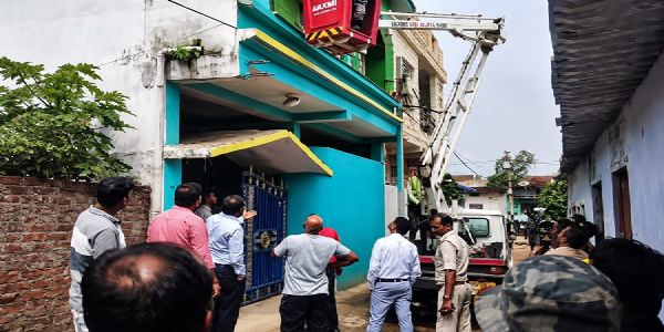 एनआइए की टीम ने की छापेमारी, डिजिटल सामग्री को लिया कब्जे में