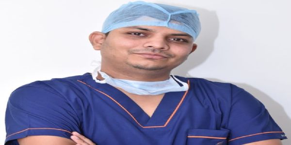 पेशाब की नली (यूरेटर) की रुकावट का रोबोट से किया सफल इलाज
