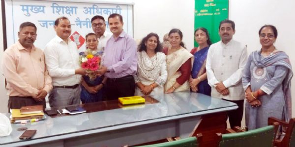 अशासकीय प्रधानाचार्य परिषद ने नए सीईआ से की समस्याओं पर चर्चा