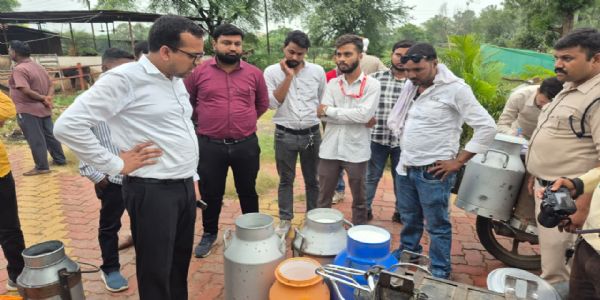 जबलपुरः नगर निगम मजिस्ट्रेट ने किया डेरी परिसरों का निरीक्षण
