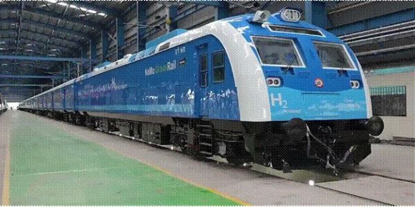 भारत की पहली स्वदेशी ग्रीन हाइड्रोजन ट्रेन