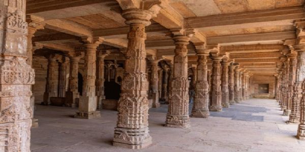 भोजशाला (प्रतीकात्मक) भोजशाला (प्रतीकात्मक)