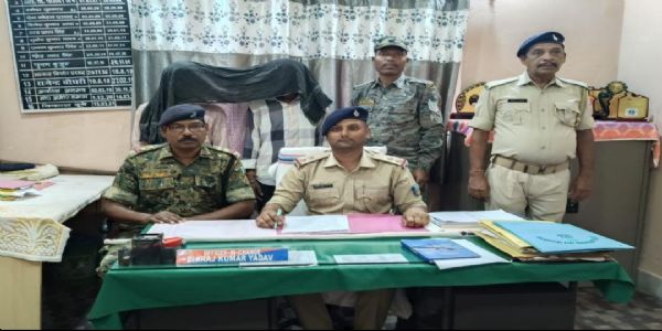 हत्याकांड का खुलासा, दो आरोपित गिरफ्तार